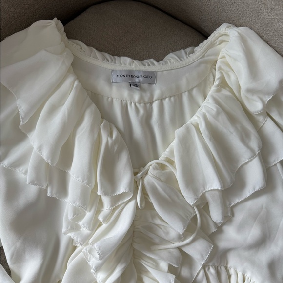 Torn by Ronny Kobo - Picture 4 of 5